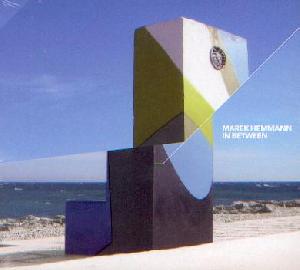 Hemmann, Marek: In between, Coverabbildung