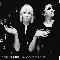 Raveonettes, The: In and out of control, Coverabbildung
