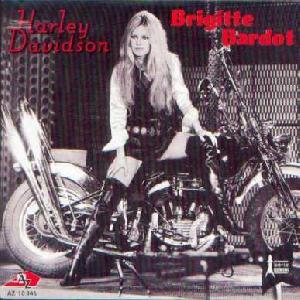 Bardot, Brigitte: Harley Davidson, Coverabbildung